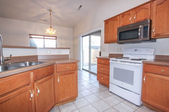 Building Photo - Granville Amenities