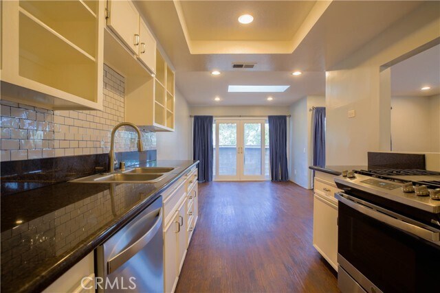 Building Photo - 7750 Bolsa Ave