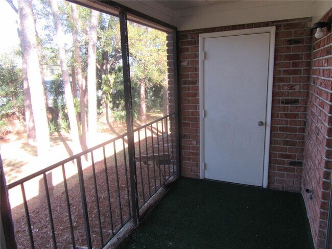 Building Photo - 1143 85th Terrace N