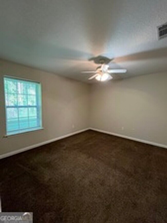 Building Photo - 408/410 Lawnwood Ct