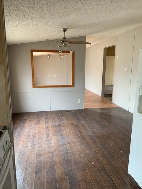 Building Photo - 207 S Ash St