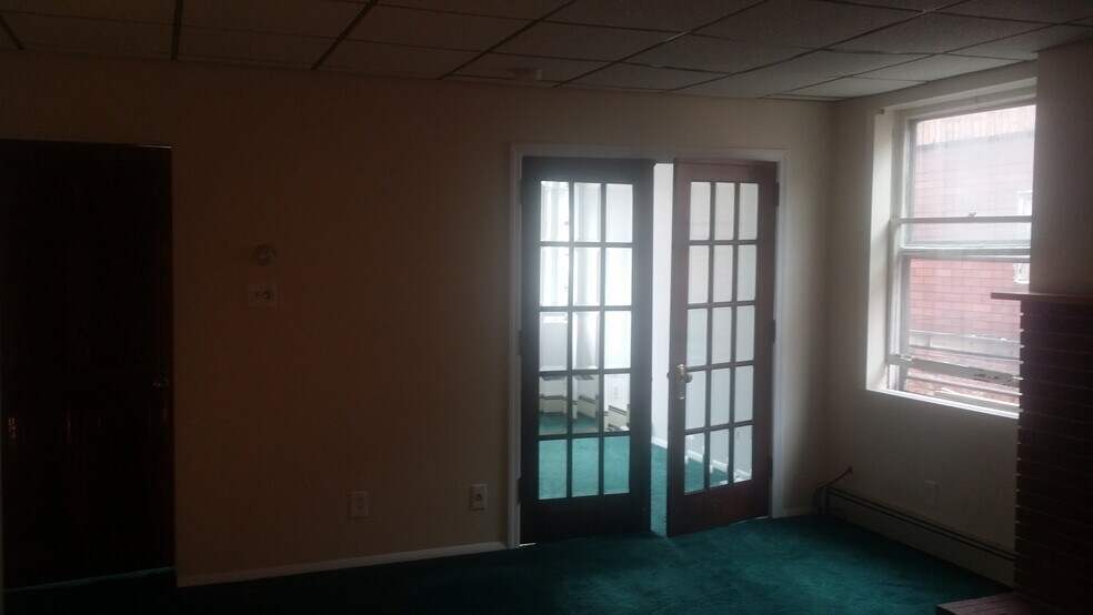 Building Photo - 3110 Niagara St