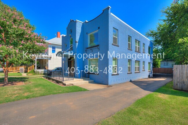 Building Photo - 1308 NW 16th St