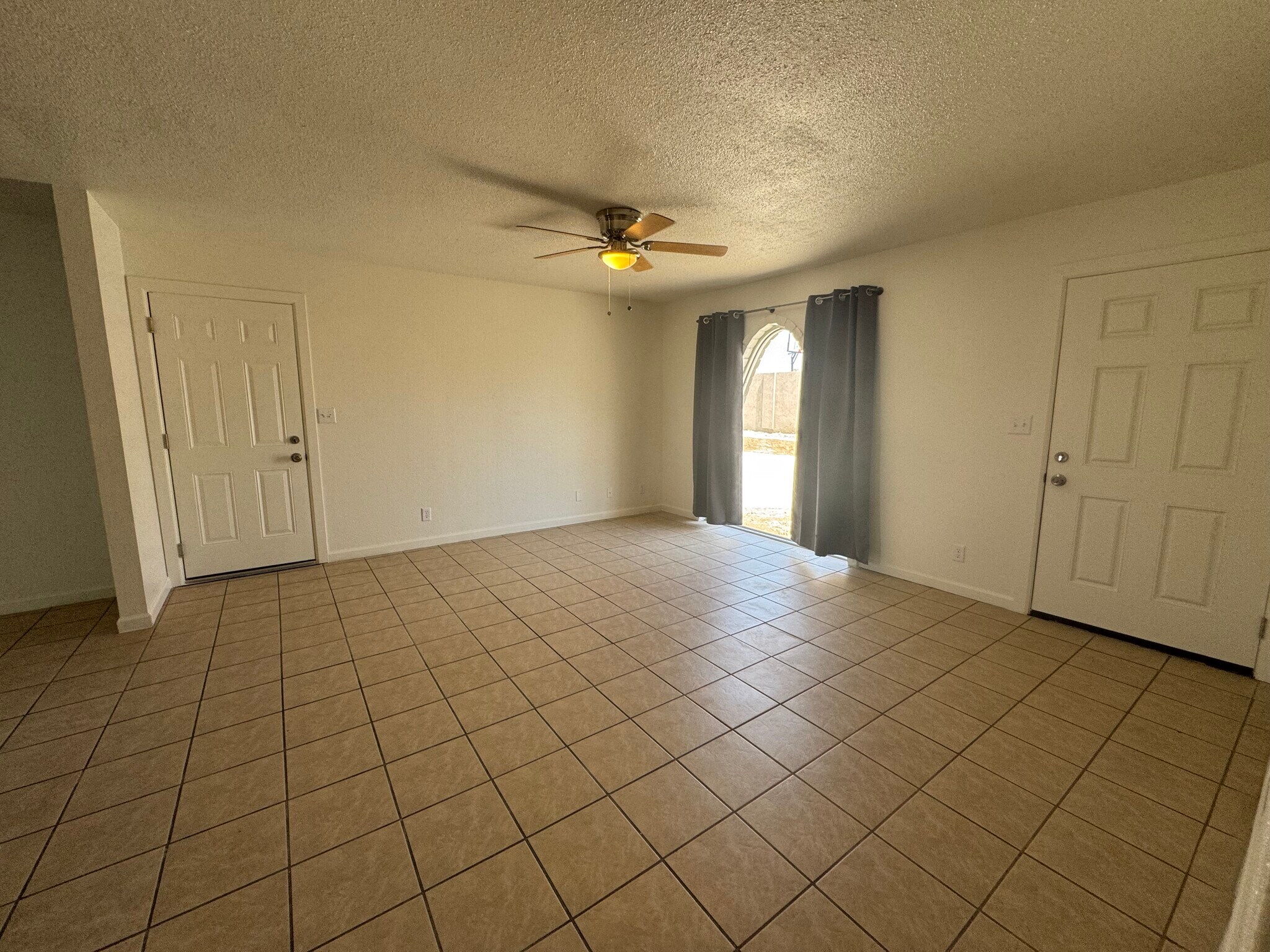 Livingroom - 3611 Buena Vista Ave
