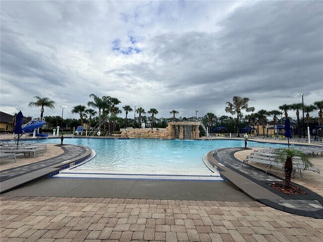 Building Photo - 8977 Bismarck Palm Rd