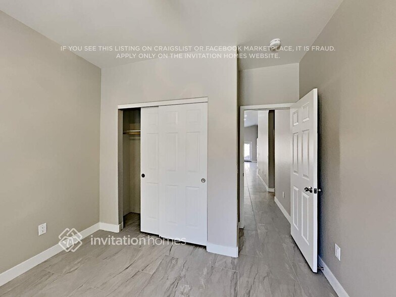 Building Photo - 2107 S Gordon