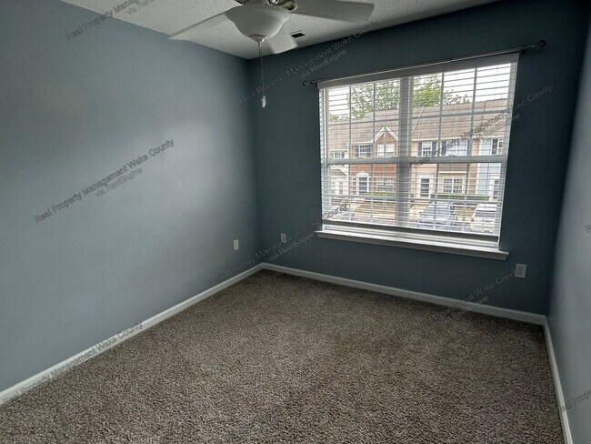 Building Photo - 10815 Galand Ct
