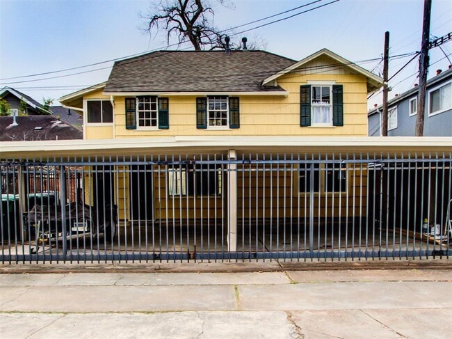 Building Photo - 3601 Stanford St