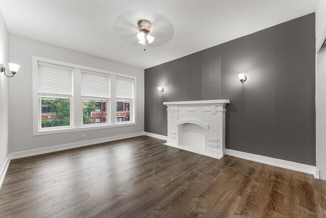 Building Photo - 6106 N Winthrop Ave