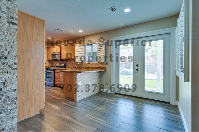 Building Photo - NW!!!  4 Bedrooms!!! Pool!! Spa!! Water Fa...