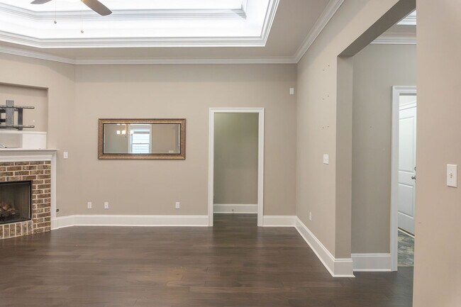 Building Photo - 2533 Capstone Dr