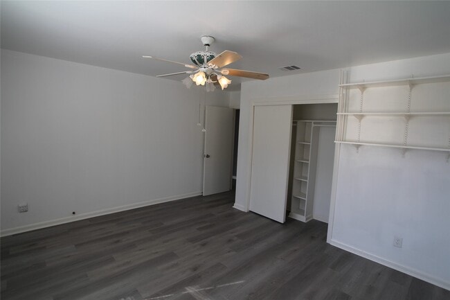 Building Photo - 1207 Trimm Ave