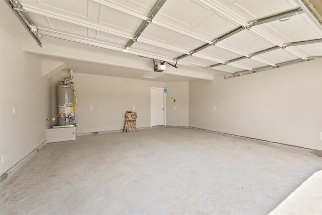 Building Photo - 10423 Cloud Nine Ct