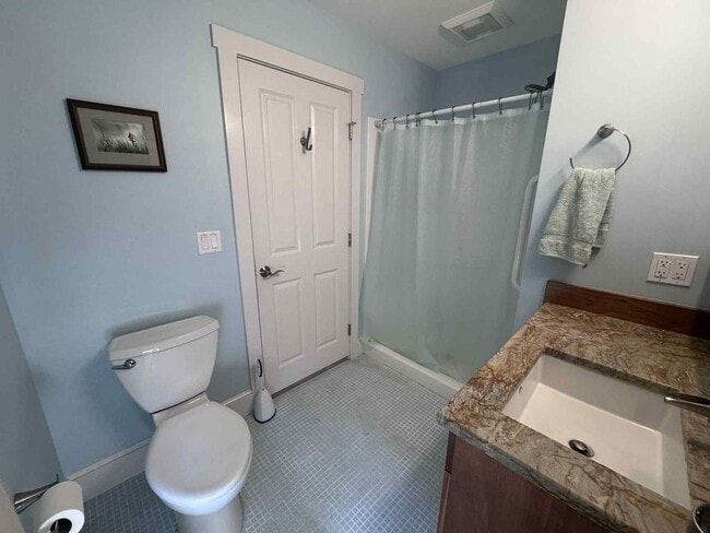 Building Photo - 3BR RANCH BRUNSWICK SEASONAL FURNISHED