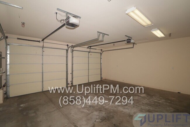 Building Photo - 22845 Vista Ramona Rd