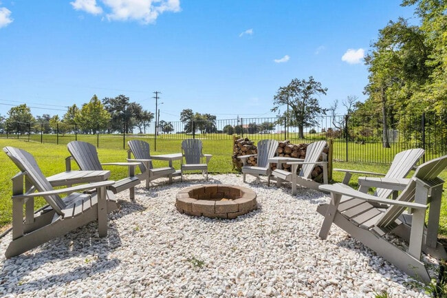 Building Photo - 139 Brady Dr