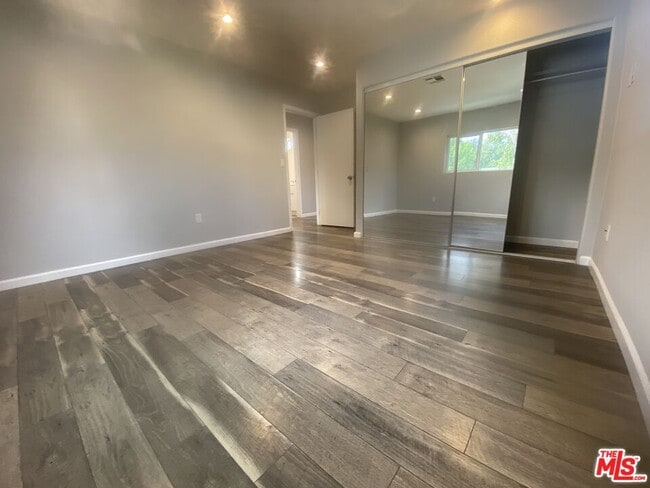 Building Photo - 8448 Fenwick St