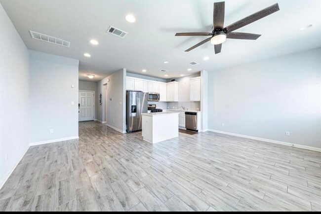 Building Photo - 2013 Arendale Dr