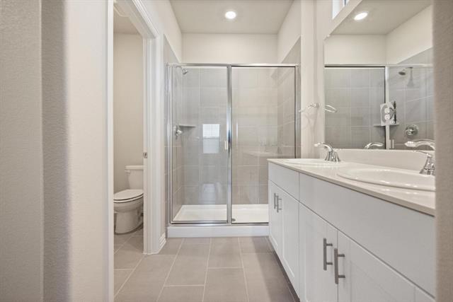 Building Photo - 107 Greenbriar Dr