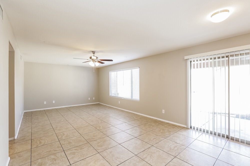 Building Photo - 6216 S 52nd Dr