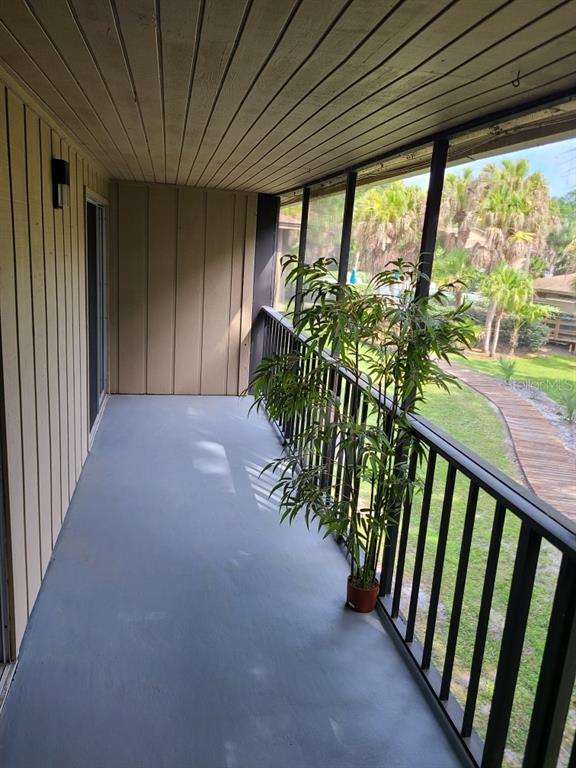 Building Photo - 120 Hibiscus Woods Ct