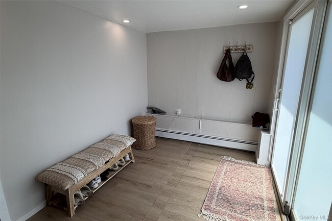 Building Photo - 71 E Lido Promenade