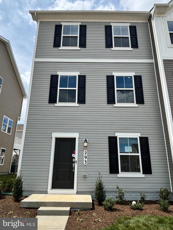 Building Photo - 293 Mineral Springs Rd