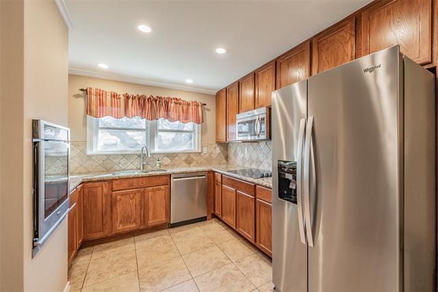 Building Photo - 6817 Fortune Rd