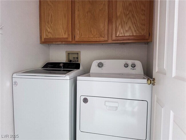 Building Photo - 9532 Aspen Glow Dr