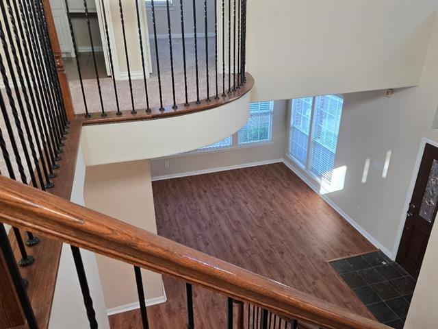 Building Photo - 5554 Emerson Ct