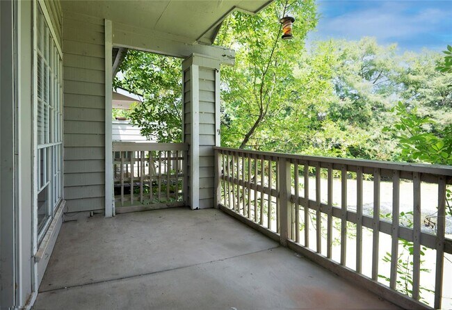 Building Photo - 111 Dunbar Estates Dr