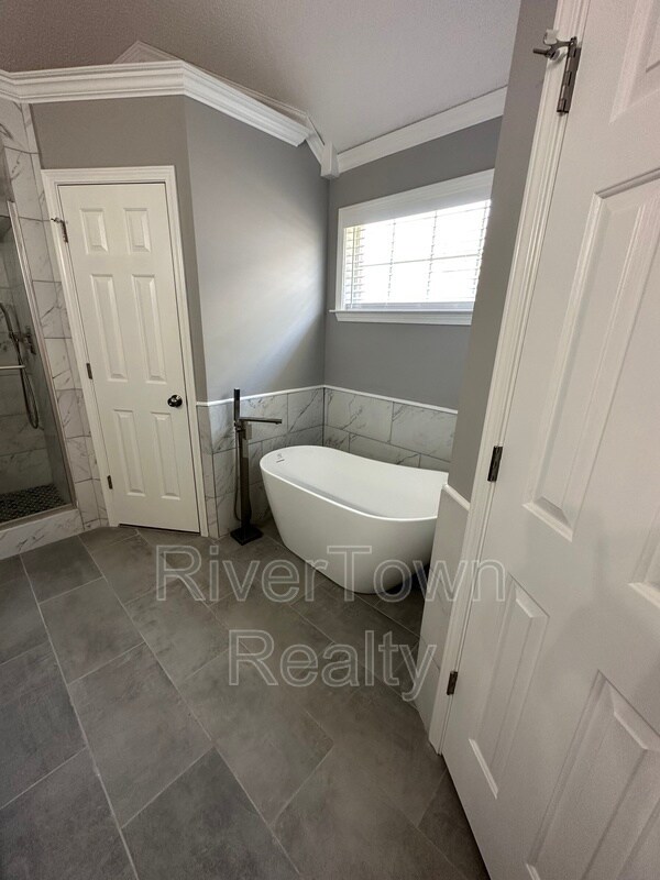 Building Photo - 751 N Sanga Rd