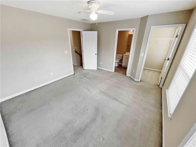 Building Photo - 306 Mony Stone Ct SE