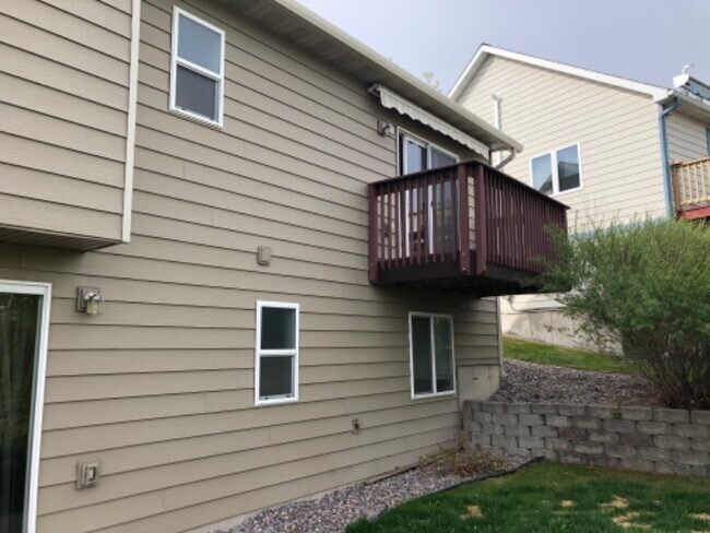 Building Photo - 60 Dayspring Loop