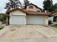 Building Photo - 6250 Fleetwood Ln