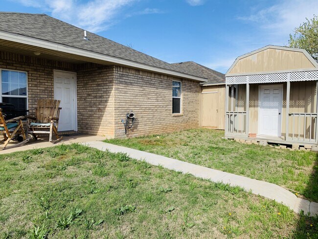 Building Photo - 6525 91st Pl