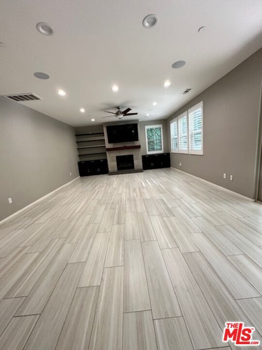 Building Photo - 17032 Cantlay St