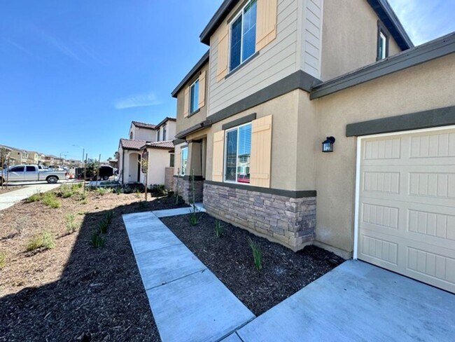 Building Photo - COMING SOON Brand new 4 bedroom Menifee Home with Solar included, now available for LEASE!