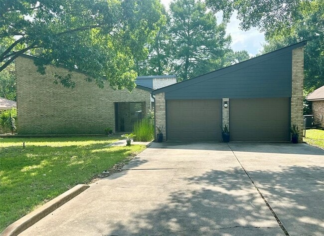 Building Photo - 28831 S Diamondhead