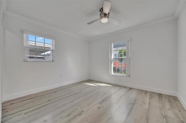 Building Photo - 9819 Hernando Ct