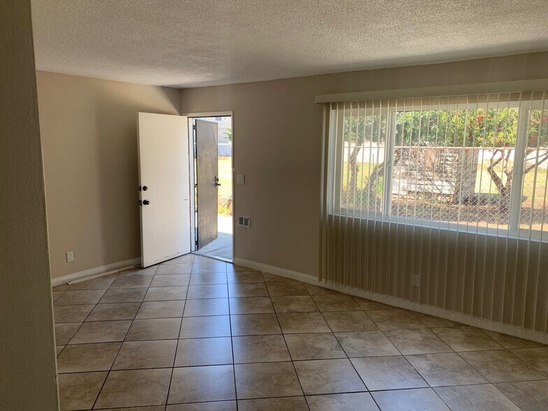 Building Photo - 13103 Kornblum Ave.