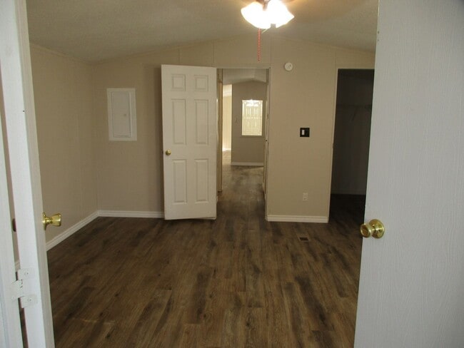 Building Photo - Hoover Valley 3/2 Home