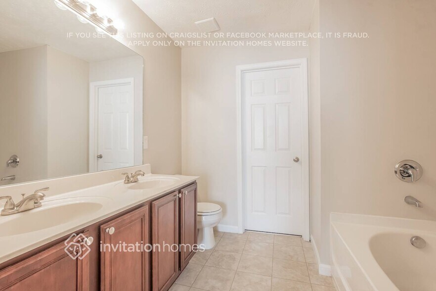 Building Photo - 8712 Ambonnay Dr