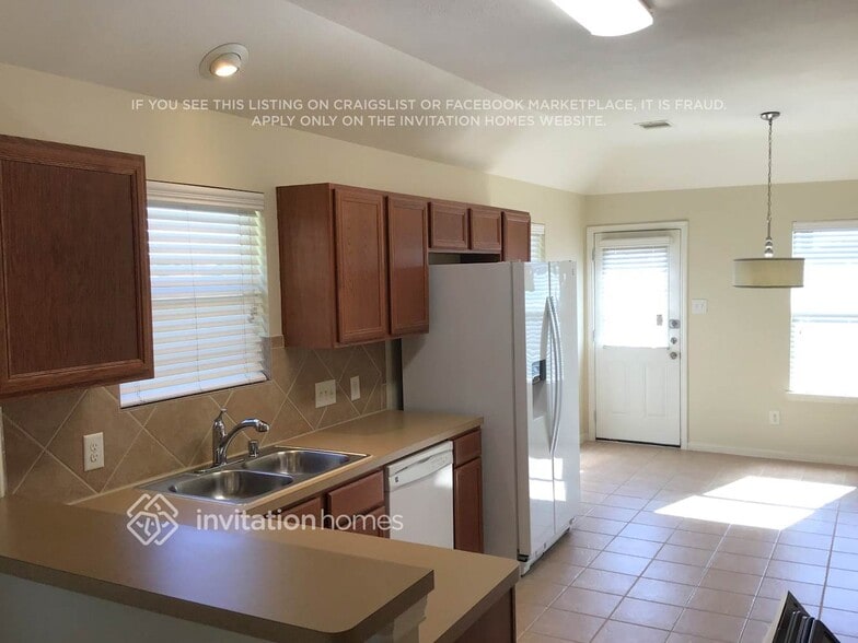 Building Photo - 19235 Sandelford Dr