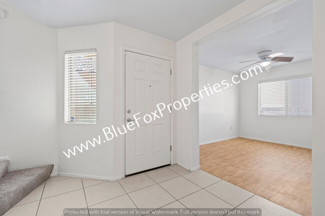 Building Photo - 8784 N Western Red Cedar Dr
