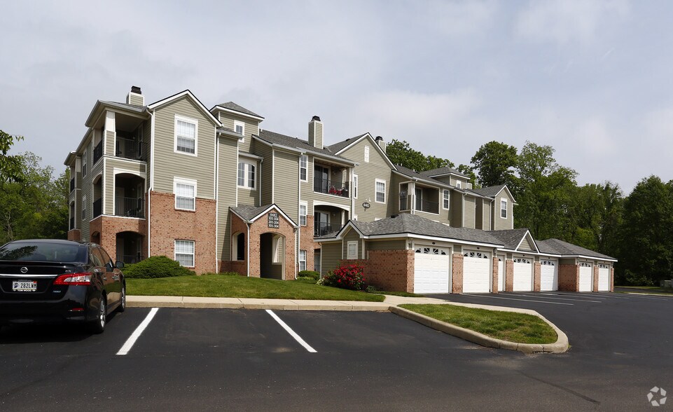 Lantern Woods Fishers, IN Apartment Finder