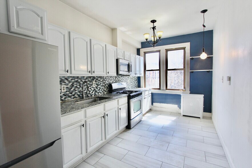 Building Photo - 3936 Skillman Ave