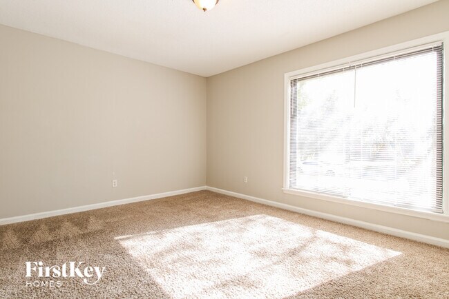 Building Photo - 3295 Canisbay Rd
