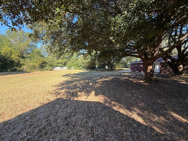 Building Photo - 12341 US-90