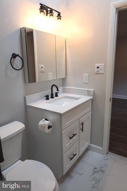 Building Photo - 15 Mariners Way